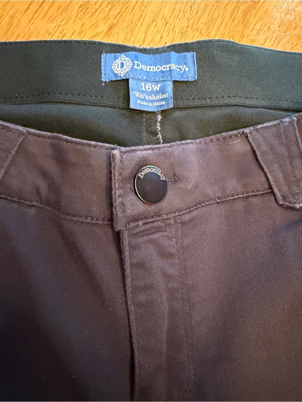 Democracy Women’s Straight Leg Pant - 16W